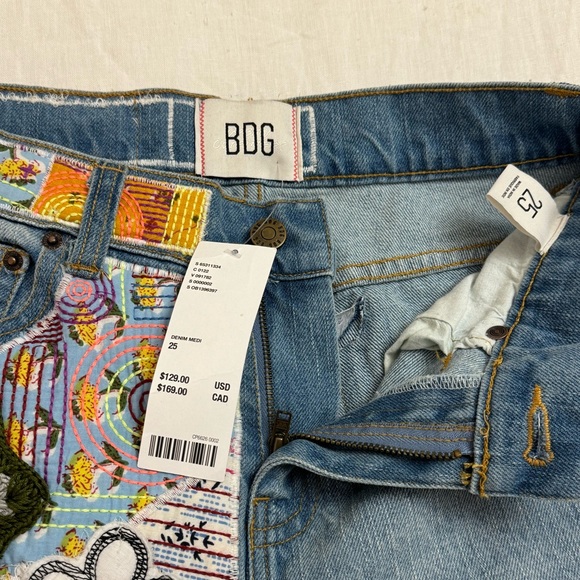 BDG High-Waisted Patchwork Hippie Retro Flare Leg Indigo Craft Jeans NWT Size 25 - Picture 13 of 16